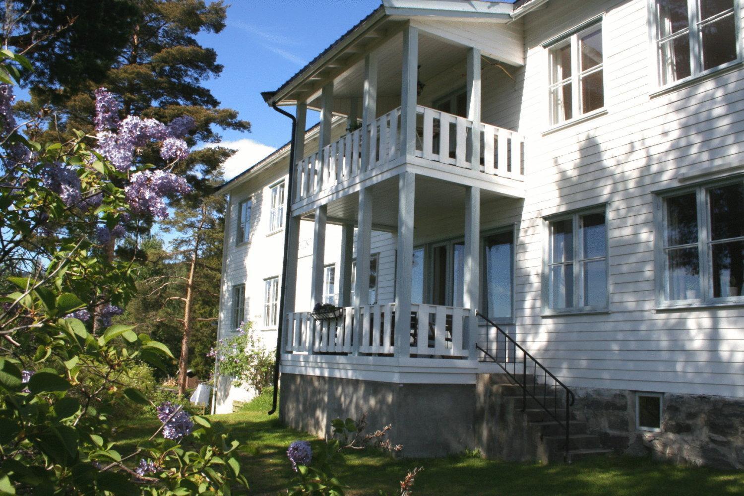 Bed & Breakfast Furulund Ron