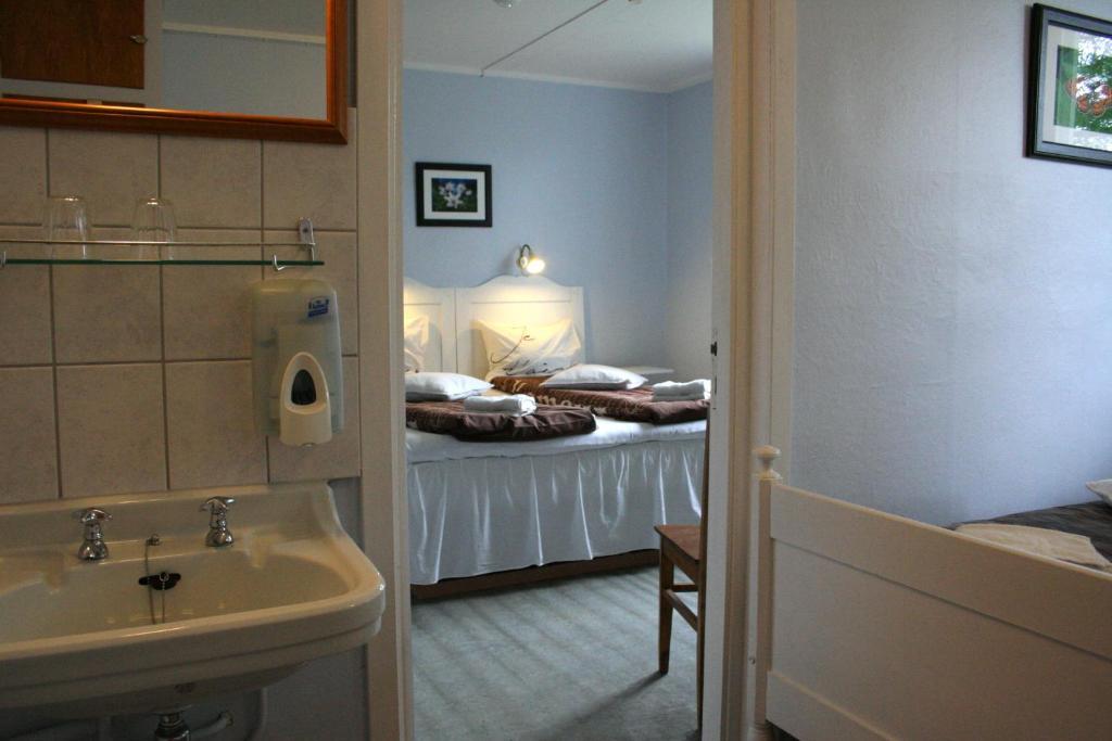 Furulund Bed & Breakfast 2*